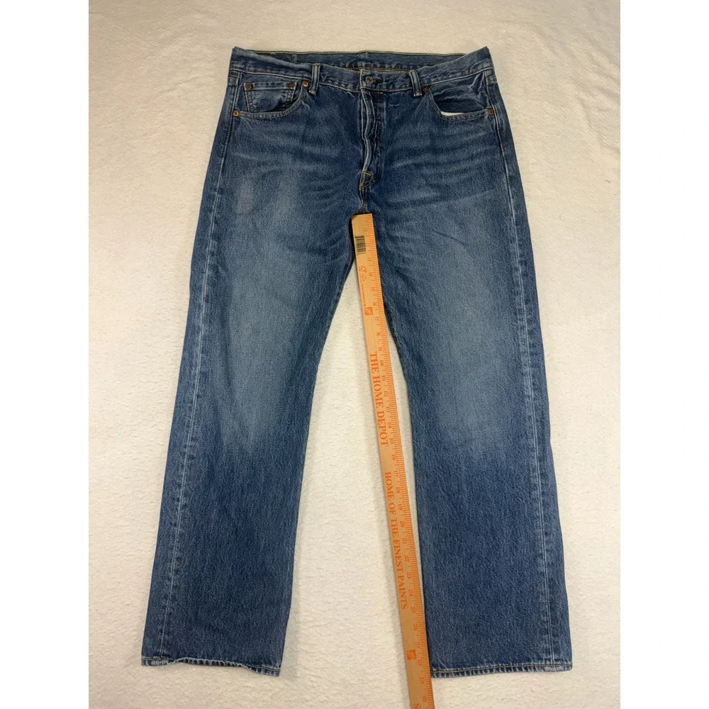 Levis 501 Original Fit Jeans Mens 36x30 Medium Wash Blue Straight Leg Button Fly